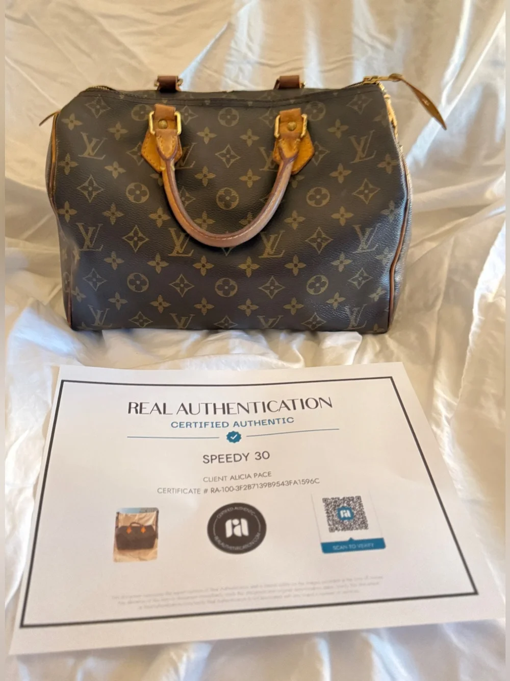 Louis Vuitton classic authentic